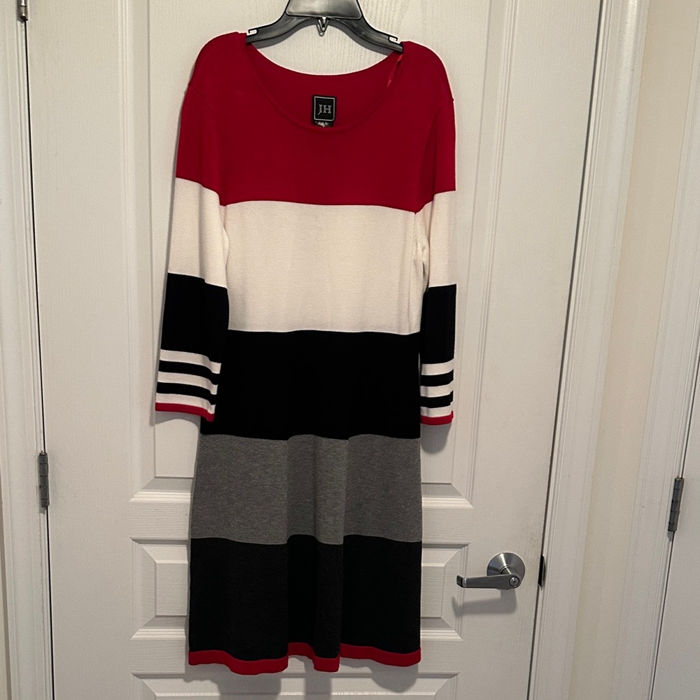 Women's Color Block Midi Dress - Red, Black, Gray, and White Size Large